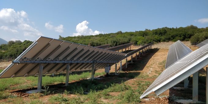 Εφαρμογή συστημάτων βάσεων φωτοβολταϊκών